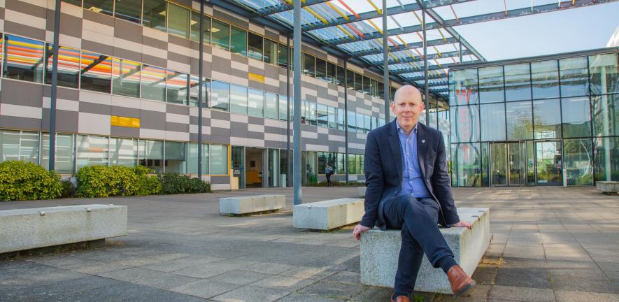 Dr Diarmuid O’Brien