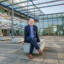 Dr Diarmuid O’Brien