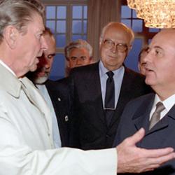 Reagan Bids Gorbachev Farewell