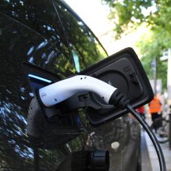 Electric car charging in Birmingham city centre