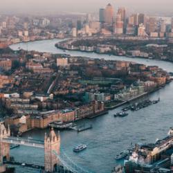 Winding through London