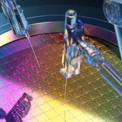 Robot arm and semiconductor