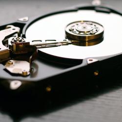 Hard disk drive
