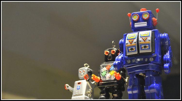 Robots (Credit: Rog01)