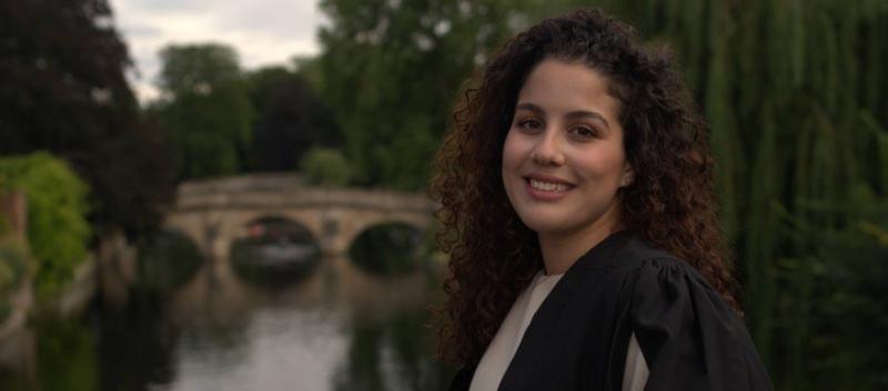 Yomna Zentani, Rowan Williams Cambridge Scholar, studies for an LLM (Master of Law). (Image © Simone Eringfeld)
