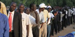 Voters waiting in line to vote in South Sudan