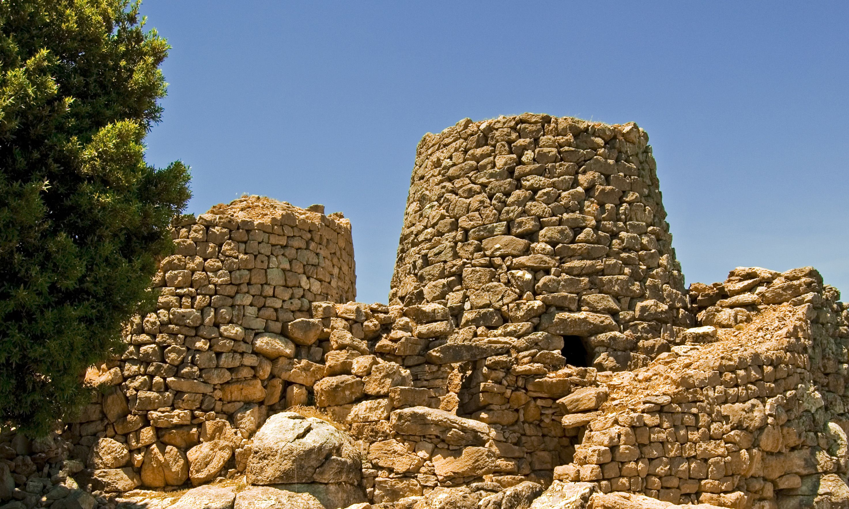 Nuraghe Sebrissi, Osini, Sardinia (ca. 1800–1000 bce)
