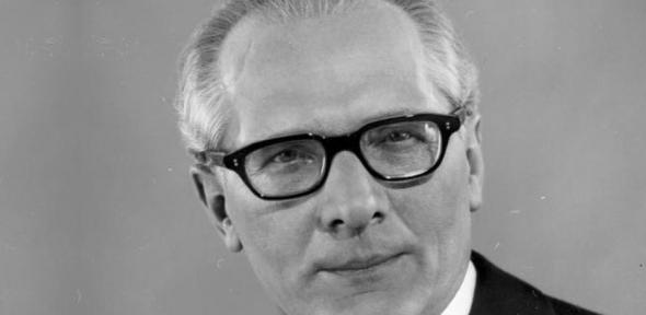 Erich Honecker, leader of the German Democratic Republic from 1971 until 1989. The film follows not only his demise as head of state, but the story of what happened next.