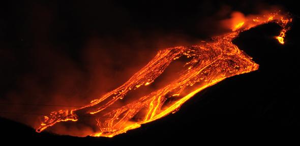 Etna Volcano Eruption 12 January 2011