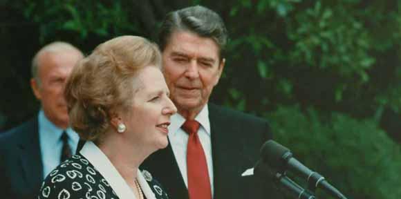 Thatcher speaking in the White House grounds during her 1987 visit to the USA