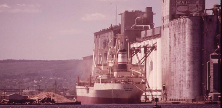 Ship loading at the Cargill Elevator