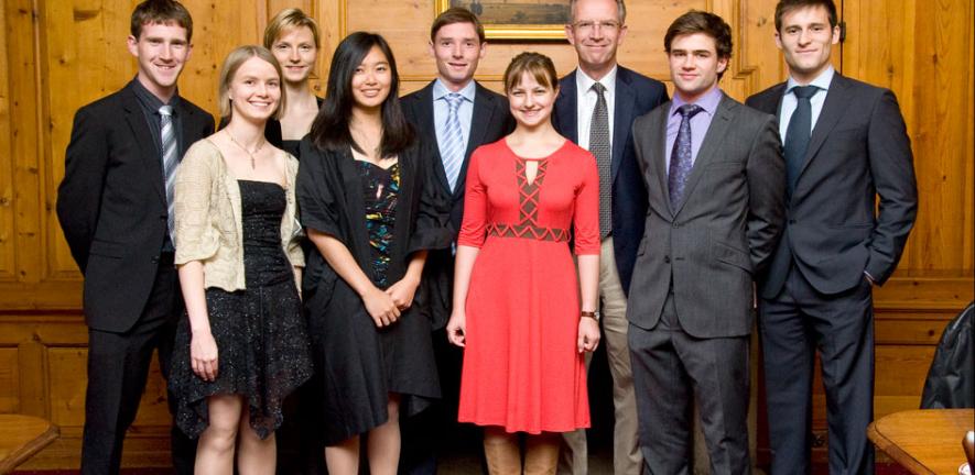 Andy Leonard, Vice President BP Cambridge, with some of the first BP supported Cambridge-MIT exchange students at the launch of the extension of the programme to non-Engineers from Cambridge University.