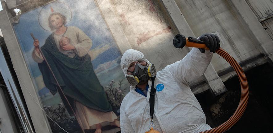 Sanitising a public space in Mexico