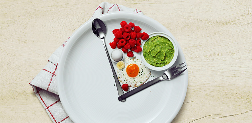Intermittent fasting conceptual image, showing a plate of food to represent a clock.
