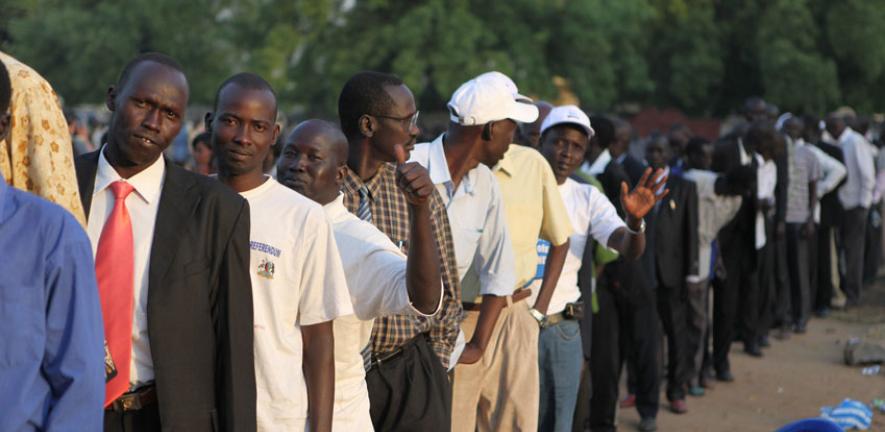 Voters at the southern Sudan referendum
