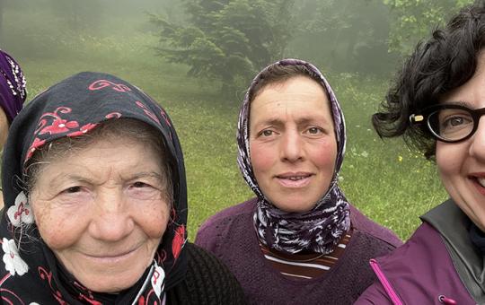 Professor Ioanna Sitaridou (right) with a 100 year-old Romeyka speaker in Turkey's Trabzon region.