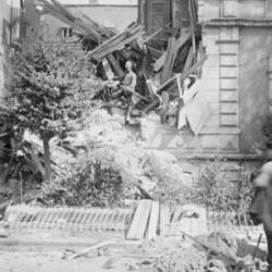 A house in Darmstadt destroyed by an Allied bombing raid.